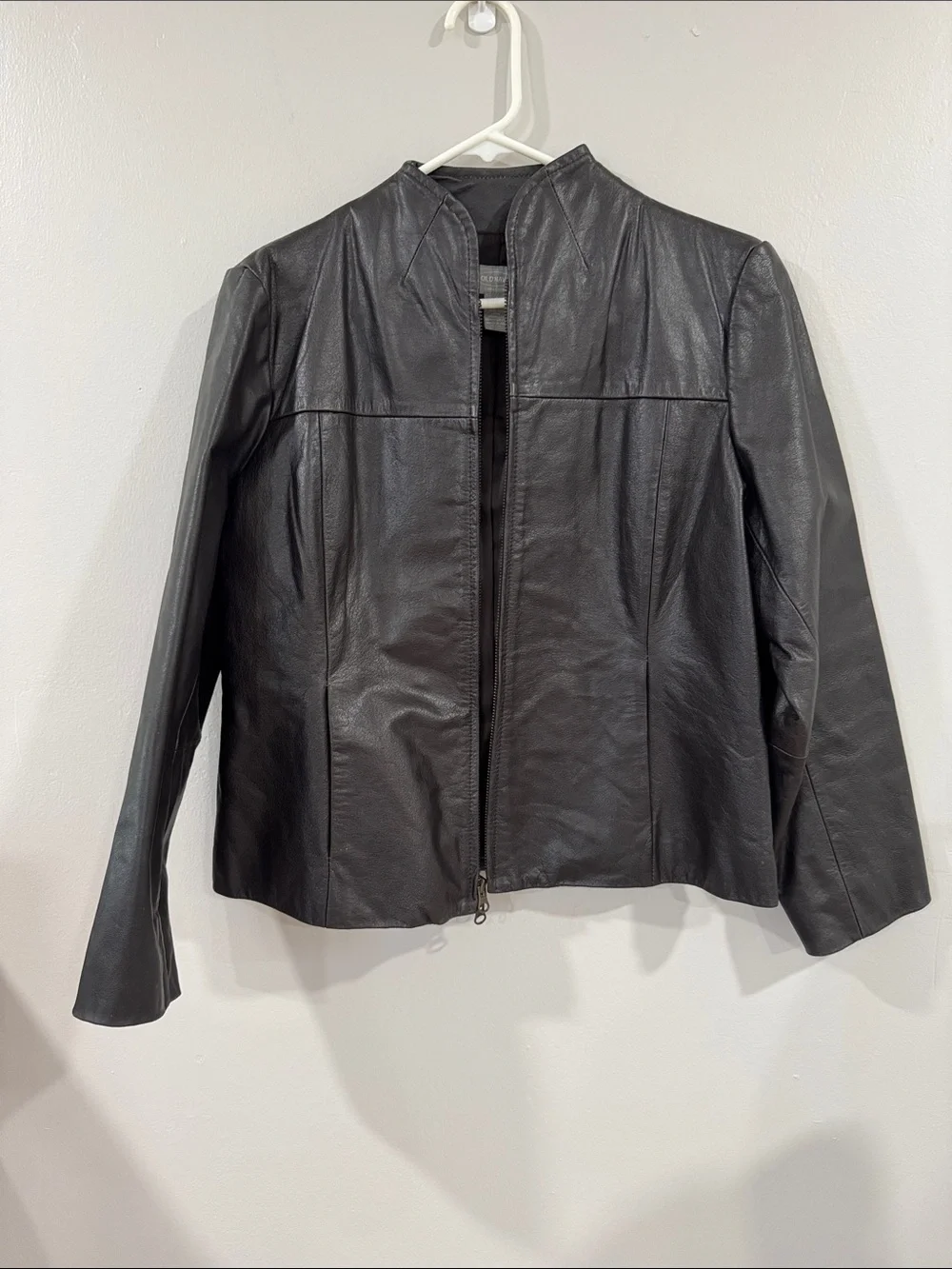 Vintage Old Navy women’s Brown Leather Zip-Front tailored Jacket